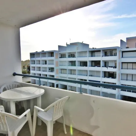 Pe Do - - Pool Quarteira